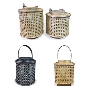 Linterna de Interior Hecha a Mano Vietrustic, Portavelas de Bambú y Ratán, Linternas Colgantes Trenzadas - Product Image 1