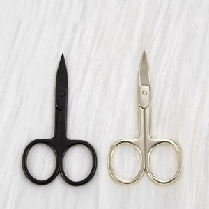 Tijeras de Manicura de Acero Inoxidable de Alta Calidad para el Año Nuevo 2025, Cuchilla Recta para Cutículas, Diseño Afilado con Orificio Cuadrado, para Venta al Por Mayor - Product Image 4