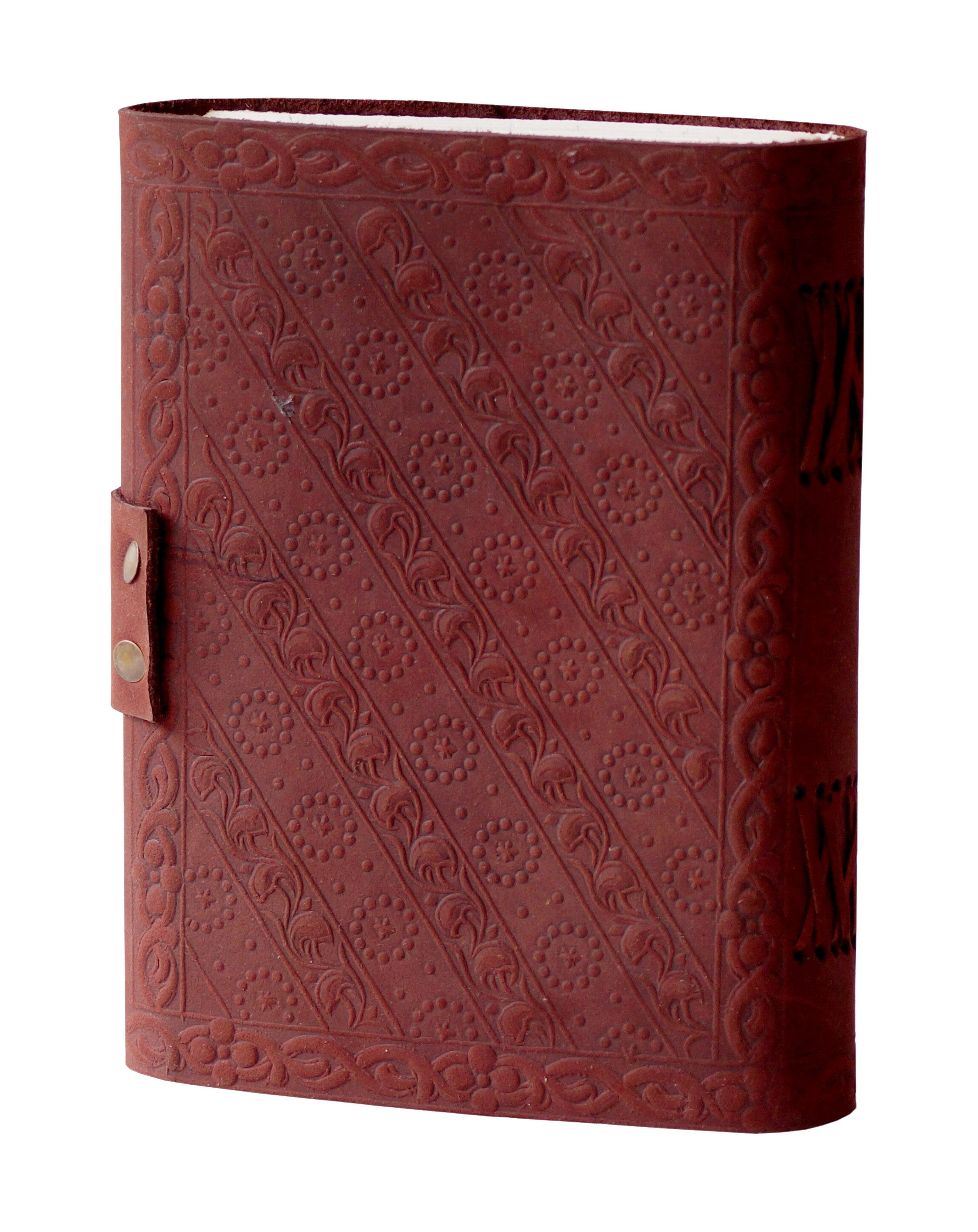 สีน้ำตาล