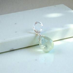 Colgante de Perla Natural Facetada en Forma de Pera, Chapado en Oro de 14K, Envuelto en Alambre de Plata, Gema Verde, Amuleto de Joyería Religiosa - Product Image 3