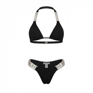 Ensemble de bikini noir à bretelles avec garniture en strass et bas string, maillot de bain pour femme - Product Image 1