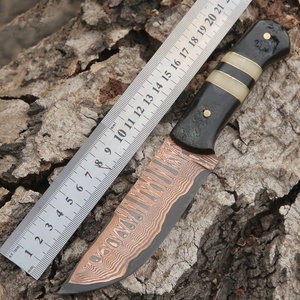 Cuchillo de Caza de Acero de Damasco DCK007 Dustline Commodities, Tendencia en Europa, para Coleccionistas, Hoja de Cobre, Cuerno de Búfalo Negro - Product Image 6