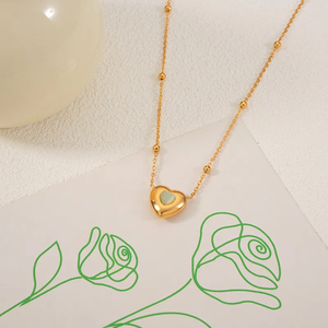 สร้อยคอรูปหัวใจสำหรับผู้หญิง ทำจากสแตนเลส 304 ชุบทองคำแท้ 18K พร้อมอะคริลิกฝังบนโซ่แบบเคเบิล - Product Image 2