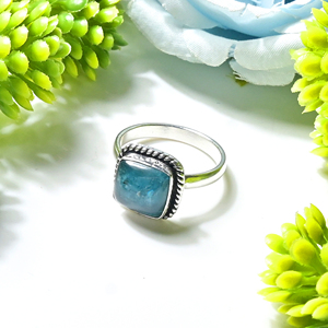Bijoux Anvika Gems faits à la main en argent oxydé plaqué, pierre précieuse cyanite vert marine, monture sertie tendance pour femme, anniversaire - Product Image 2