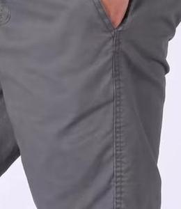 Shorts Bermuda Homme Vert Olive Uni en Coton Vintage Écologique Taille Mi-Haute Fermeture Élastique Style Décontracté avec Poches - Product Image 6