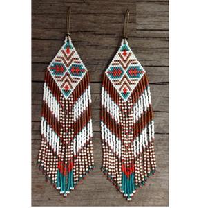 Pendientes de cuentas de vidrio magníficos para reuniones festivas, que añaden un acento brillante y una expresión artística. - Product Image 1