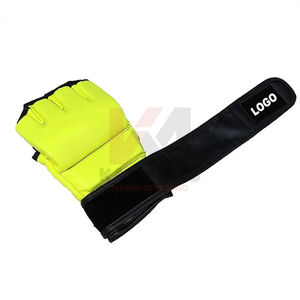 Gants de boxe en cuir PU de qualité supérieure avec coutures renforcées, protection épaisse des jointures et attache de poignet sécurisée en velcro - Product Image 2