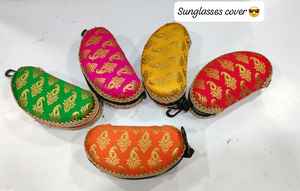 Étui à lunettes de soleil décoré magnifiquement avec un design traditionnel, idéal pour les mariages en extérieur, nouveauté très demandée, OEM 2026, vente en gros - Product Image 5