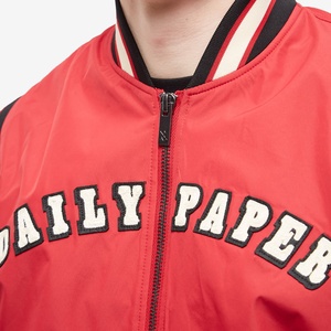 Veste bomber unisexe en chenille avec broderie de logo personnalisé, veste varsity rouge streetwear, veste hip hop, veste letterman pour homme, vêtements d'extérieur - Product Image 4
