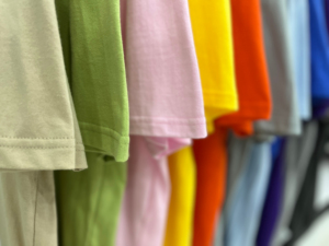 เสื้อยืดเจอร์ซีย์ 190gsm ผ้าฝ้าย 100% เสื้อยืดผู้ชาย ผลิตเสื้อผ้า พิมพ์โลโก้ตามสั่ง เสื้อยืดสีขาวล้วน ยูนิเซ็กซ์ สำหรับผู้ชาย - Product Image 5