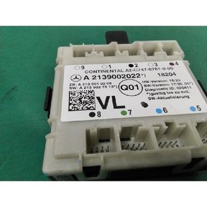 ECUs y Módulos de Computación Usados de Clase E A2139002022 - Product Image 4