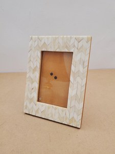 Marco de Fotos Vertical Hecho a Mano con Incrustaciones de Hueso de Camello y Diseño Vintage de Pelo de Camello, Decoración Rústica para Mesa, Regalo - Product Image 4