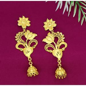 Parez-vous de la beauté éthérée Boucles d'oreilles plaquées or Nouveautés Boucles d'oreilles plaquées or uniques Ensembles de boucles d'oreilles les plus vendus - Product Image 6