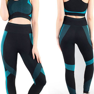 Leggings de yoga pour femmes en tissu léger et performant, couleur unie, longueur cheville, doux et lisses - Product Image 2