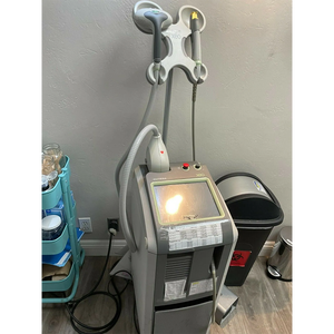 Laser Cutera Xeo avec 5 pièces à main incluses - Product Image 1