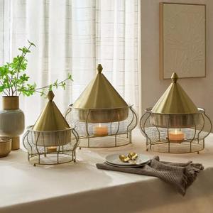 Calentador de Alimentos de Lujo con Marco de Alambre Dorado, Tapa Cónica y Calentador de Velas para una Elegante Presentación de Buffet - Product Image 6