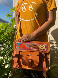 Bandolera de cuero con bordado de cabra auténtica, bolso étnico bohemio de 10x13 pulgadas - Product Image 5