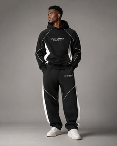 Conjunto Deportivo Fly Humble para Hombre, Color Negro y Blanco, Sudadera con Capucha y Pantalones Largos, Estilo Urbano, con Bolsillos Laterales - Product Image 2