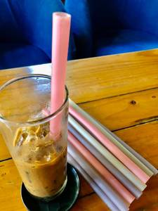 หลอดดูดน้ำทำจากแป้งข้าวปลอดภัย สะอาด เป็นมิตรต่อสิ่งแวดล้อม ยอดขายดีที่สุด ปี 2026 หลอดดูดน้ำจากพืชบริสุทธิ์ ใช้กับชานมไข่มุกและเครื่องดื่มเย็นได้โดยตรง ราคาพิเศษ - Product Image 2