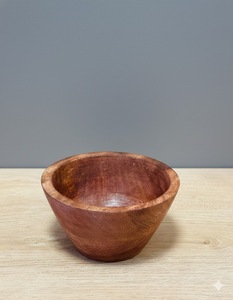 Bol en bois au design classique avec base en métal pour une mise en place élégante sur la table à manger, offrant une élégance intemporelle et une durabilité naturelle - Product Image 4