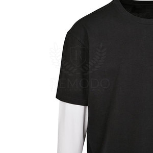 T-shirt décontracté noir à manches courtes pour homme avec logo brodé personnalisé et design superposé à manches longues blanches contrastantes, col rond, en jersey - Product Image 5