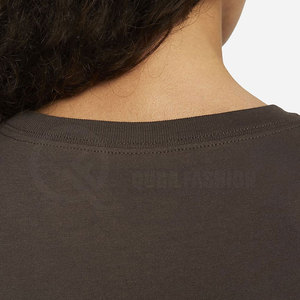 Nueva camiseta corta elegante para mujer, diseñada para uso casual de verano, con tela suave y transpirable para atuendos diarios. - Product Image 6