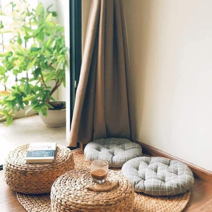 พรมสานจากผักตบชวา รูปทรงสี่เหลี่ยมผืนผ้า ทนทาน น้ำหนักเบา ทำด้วยมือ สไตล์บ้านไร่ โบโฮ ใช้ได้ทั้งภายในและภายนอกอาคาร เหมาะสำหรับทางเข้าบ้าน ห้องครัว ห้องนั่งเล่น - Product Image 4