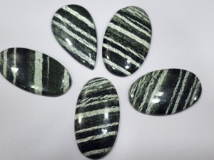 Chất Lượng Cao Tự Nhiên Màu Xanh Lá Cây Cho Thụy Sĩ Opal Đa-Hình Dạng Và Hỗn Hợp Kích Thước Lỏng Thạch Anh Đá Quý Tùy Chỉnh Cho Làm Đồ Trang Sức - Product Image 5