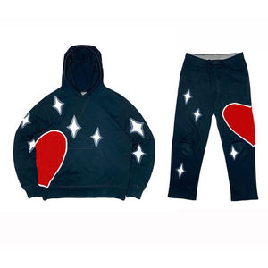 Sweat à capuche streetwear personnalisé en coton épais 400 g/m² avec appliqué en strass, logo brodé effet vieilli et patch, délavage acide pour homme - Product Image 5