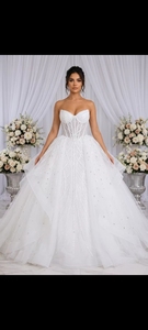Vestido de Novia Moderno de Satén con Cuentas, Estilo Vintage, Talla Grande, Sin Mangas, Cuello Redondo, Largo hasta el Suelo, Estilo Sirena/Trompeta, Cintura Natural - Product Image 4