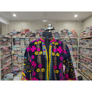 Veste en coton brodée à la main pour femme, col mandarin, manches longues, style ethnique printanier, chic prairie, cadeau pour elle - Product Image 4