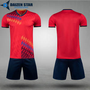 Uniforme de football DSI personnalisé, 100% polyester respirant, manches courtes, motif à carreaux, saison printemps, nom de l'équipe avec qualité supérieure - Product Image 4