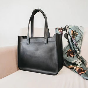 Bolso Tote de Cuero PU Vintage para Mujer, Gran Capacidad, Impermeable, Patrón Geométrico, Cierre de Cremallera, Bolso de Hombro, Regalo de San Valentín - Product Image 4