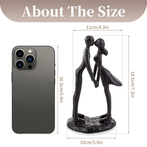 Escultura Romántica de Pareja Besándose en Metal Negro Hecha a Mano, Figura Artística de Amantes, Estatua Humana Elegante para Decoración del Hogar - Product Image 3