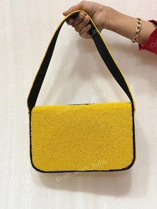 Sac à bandoulière de luxe pour femme, motif visage de chien perlé, sac de soirée indien entièrement fait main, qualité export, accessoire de mode mondial - Product Image 6