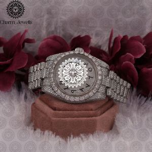 Reloj de Lujo para Mujer Charm Jewels, con Incrustaciones de Diamantes, Caja Rectangular de Acero Inoxidable, Esfera Analógica de 38 mm, Cierre Plegable - Product Image 1