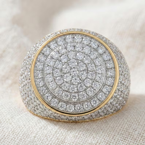 Anillo de Moissanita Redondo de Lujo con Diseño de Pavé Completo, Acabado en Oro Amarillo, Joyería Hip Hop, Regalo - Product Image 5