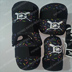 Pepino Enterprises 2025 – Protège-tibias et protège-chevilles en cuir PU sur mesure pour frappeurs de baseball/softball (jeunes et adultes) – Toutes saisons - Product Image 4