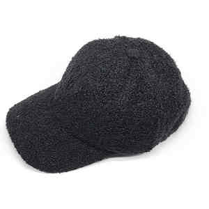 Gorro de punto para mujer con forro de satén, suave, cálido, para invierno, estilo holgado, protección para el cabello, con logo personalizado. - Product Image 5