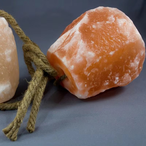 Sel de Roche Cristallin Naturel Bio de l'Himalaya, Pierre à lécher Faite à la Main, Toucher Réel, Taille Personnalisable pour Bovins, Chevaux et Tous Animaux – Pour les Pattes - Product Image 3