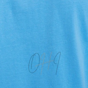 เสื้อยืดวาร์ซิตี้แขนสั้นสีน้ำเงินทรงโอเวอร์ไซส์สำหรับผู้ชาย พร้อมแถบแขนสีขาวและลายมัดย้อม ผ้าฝ้าย 100% - Product Image 6