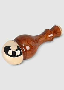 Masseur facial et corporel à double tête Kansa, manche en bois, bronze, outil de détoxification par acupression et points Marma, vente en gros - Product Image 3