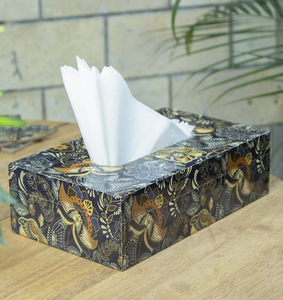 Boîte à mouchoirs en bois à motif bohème avec un design élégant et unique pour une utilisation sur la table à la maison et au bureau - Product Image 1
