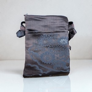 ชุดกระเป๋าและซองใส่ของแบบญี่ปุ่นโบราณ ทำจากผ้าไหม พร้อมซิปและตัวล็อคแบบเกี่ยว สำหรับการเดินทางกลางแจ้ง - Product Image 1