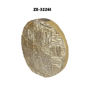 Handmade <b>Gold</b> Metal Flower <b>Vase</b> Stylish Decorative Product for Furniture Manufacturers Interior Decor Suppliers - Product Image 1