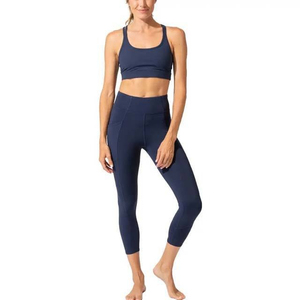 Soutien-gorge de sport pour femmes grandes tailles, col halter en V profond, respirant, écologique, offrant un bon maintien, confortable, élastique, léger et réversible - Product Image 4