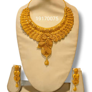 AWAIS HOUSE Nouvelle Collection Style Hip Hop Plaqué Or Laiton Ensemble Collier et Bracelet Femme Mariage Fête Diamant Massif Infini - Product Image 1