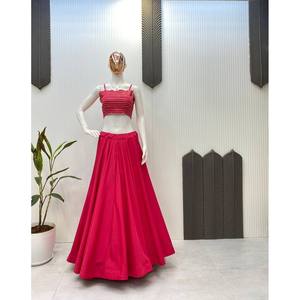 Designer Lehenga Choli et Koti pour les fêtes de mariage-Robe de mariée élégante et élégante - Product Image 1
