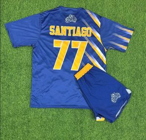Ensemble complet d'uniformes de football personnalisés Rexfit sublimés, maillot blanc et bleu, short respirant en polyester, kit de football pour adultes avec fermeture éclair au col - Product Image 4