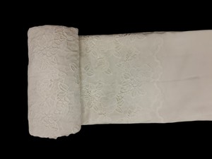 Tissu en dentelle guipure GPO en rayonne blanche de qualité supérieure – Textile de luxe brodé de feuilles florales pour vêtements et robes - Product Image 4